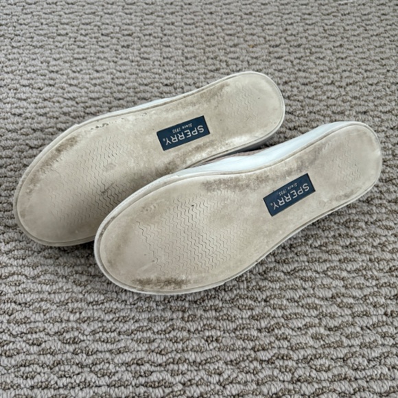 Sperry Perforated Slip-On Shoe - Size 7M - Picture 6 of 7